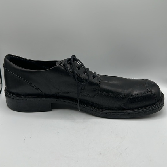 Born men's black dress or casual shoes, size 11 - Picture 3 of 8